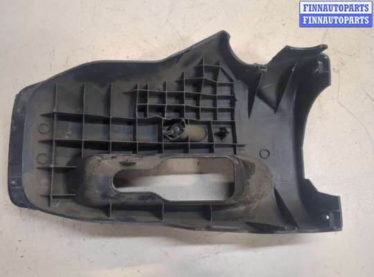 купить Кожух рулевой колонки на Toyota Matrix 2002-2008
