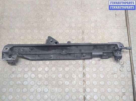 купить Пластик радиатора на Land Rover Range Rover Sport 2005-2013