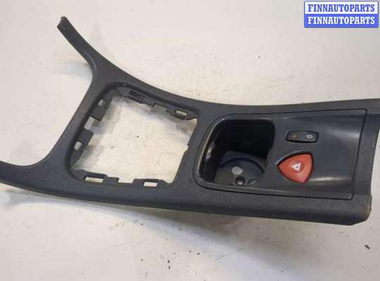 купить Пластик центральной консоли на Renault Laguna 2 2001-2007