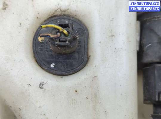 купить Бачок омывателя на Hyundai Tucson 1 2004-2010