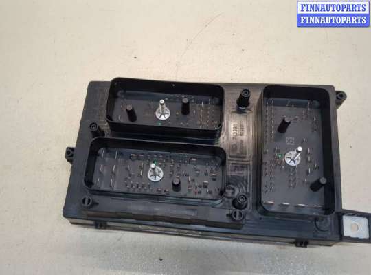 купить Блок предохранителей на Opel Astra H 2004-2010