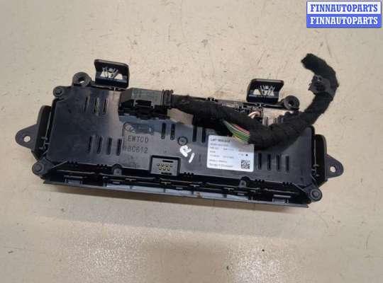 Блок управления печкой на Ford Escape IV / Kuga III