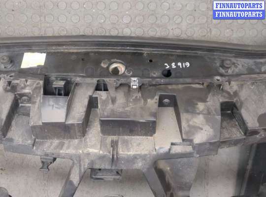 купить Рамка передняя (телевизор) на Renault Scenic 2003-2009