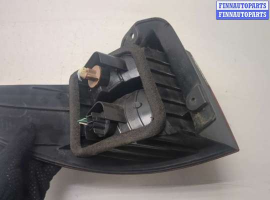купить Фонарь (задний) на Toyota Previa (Estima) 2000-2006