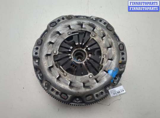 Маховик на Mercedes-Benz Vito (W639)