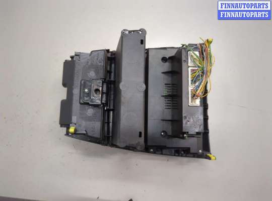 купить Переключатель отопителя (печки) на Toyota Corolla E12 2001-2006