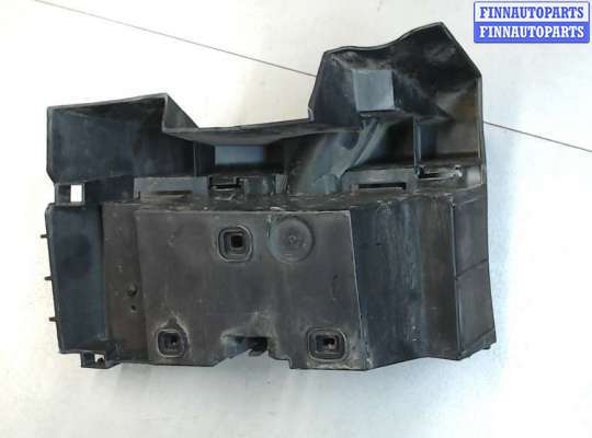 купить Кронштейн бампера на Volvo XC90 2002-2014
