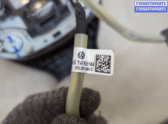 Подушка безопасности водителя (AirBag) на Volkswagen Golf V (1K)