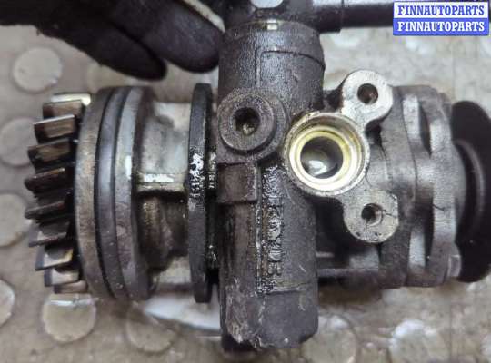 купить Насос гидроусилителя руля (ГУР) на Volkswagen Touareg 2002-2007