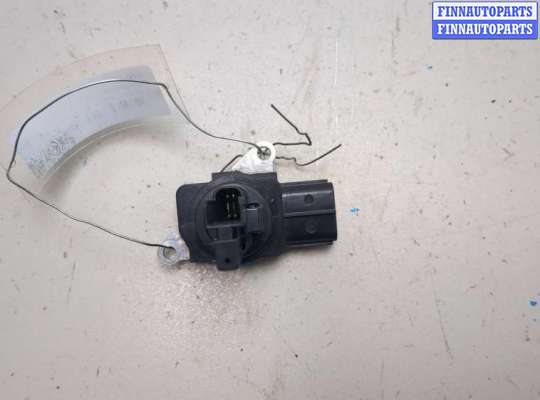 купить Измеритель потока воздуха (расходомер) на Toyota Camry V40 2006-2011