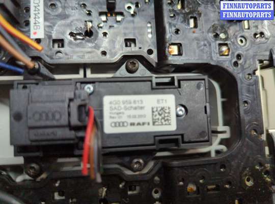 купить Фонарь салона (плафон) на Audi A6 (C7) 2011-2018