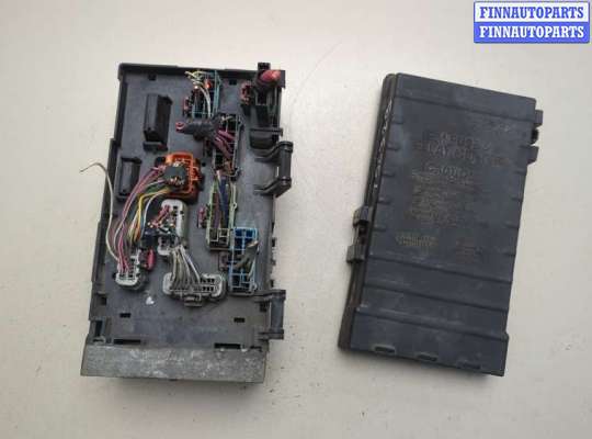 купить Блок предохранителей на Chrysler Voyager 2000-2007