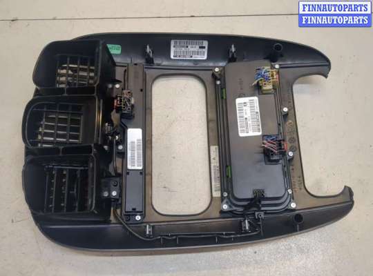 купить Рамка под магнитолу на Chrysler Voyager 2001-2007