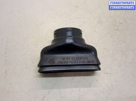 Воздуховод MB1559982 на Mercedes S W126 1979-1991