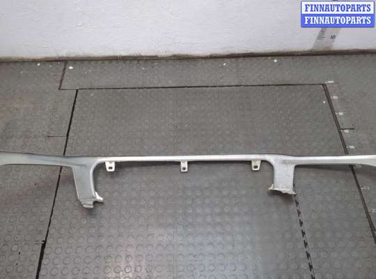 купить Решетка радиатора на Toyota RAV 4 2000-2005