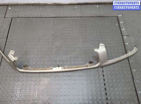 купить Решетка радиатора на Toyota RAV 4 2000-2005