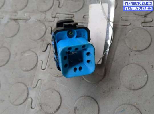 купить Кнопка стеклоподъемника (блок кнопок) на Mitsubishi Pajero Pinin 1998-2006