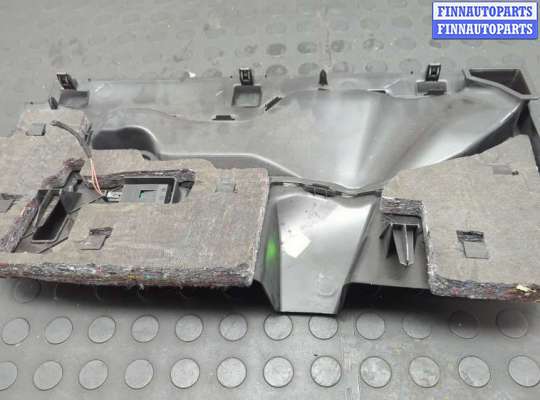 купить Пластик панели торпеды на Audi Q7 2005-2015