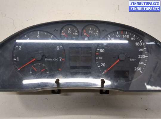Щиток приборов (приборная панель) AU1745259 на Audi A4 (B5) 1994-2000