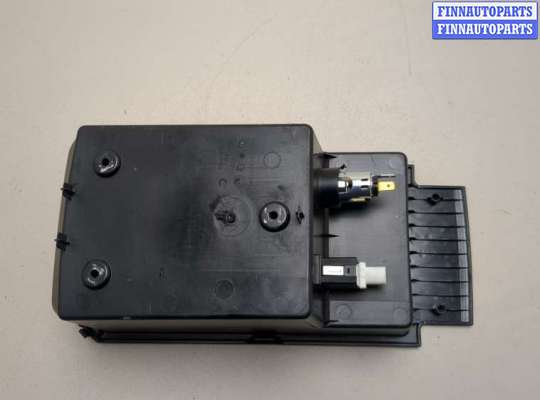 Бардачок (вещевой ящик) на BMW X3 (F25)