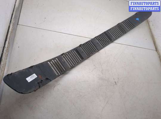 купить Заглушка (решётка) бампера на Nissan Almera N16 2000-2006
