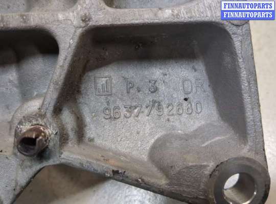 купить Кронштейн полуоси на Citroen Xsara-Picasso 1999-2012