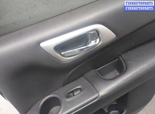 купить Стекло боковой двери на Nissan Pathfinder 2012-2017