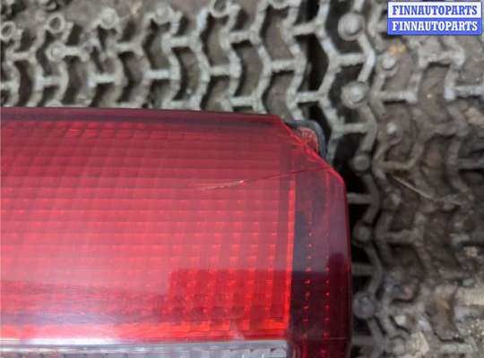 купить Накладка под номер (бленда) на Volvo S40 / V40 1995-2004