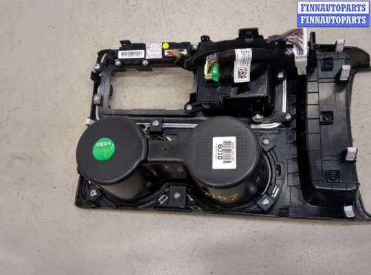 купить Рамка под кулису на KIA Sorento UM 2014-2020