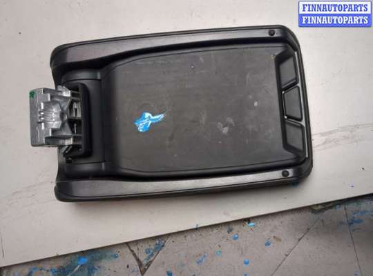 купить Подлокотник на Volkswagen Touareg 2007-2010