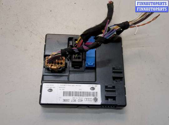 Блок комфорта AU1744401 на Audi A8 (D3) 2002-2010