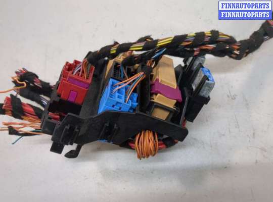 купить Блок предохранителей на Audi Q5 2008-2017