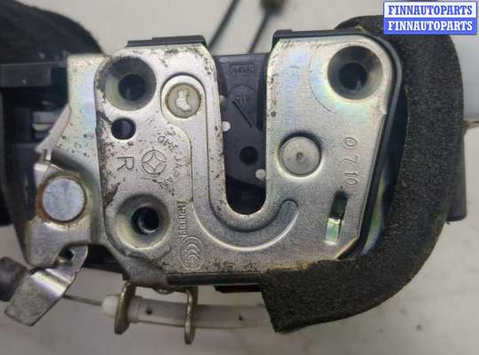Замок боковой двери на Infiniti QX56 II / QX80 (Z62)