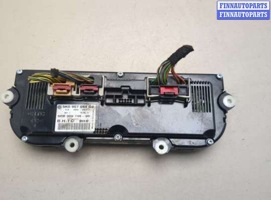 купить Переключатель отопителя (печки) на Volkswagen Tiguan 2011-2018