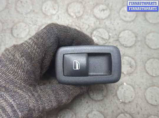 Блок управления стеклоподъёмниками на Jeep Grand Cherokee IV (WK2)