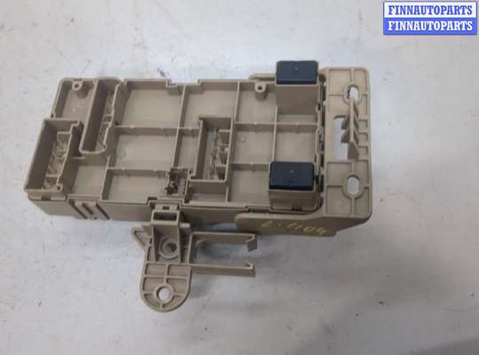 купить Блок предохранителей на Subaru Tribeca (B9) 2004-2014