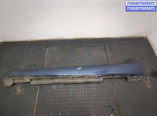 Накладка на порог VL540307 на Volvo V40 2012-2020