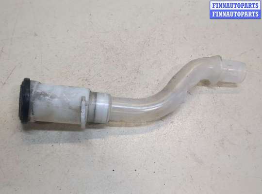 купить Горловина заливная бачка омывателя на Toyota Camry V40 2006-2011