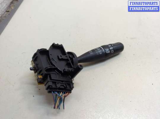 Переключатель дворников (стеклоочистителя) TT938572 на Toyota Corolla E12 2001-2006