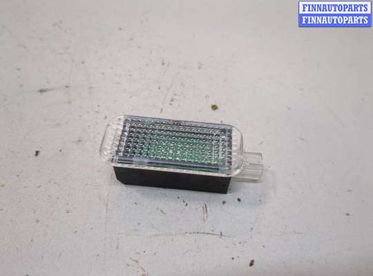 купить Фонарь салона (плафон) на Audi Q3 2011-2018