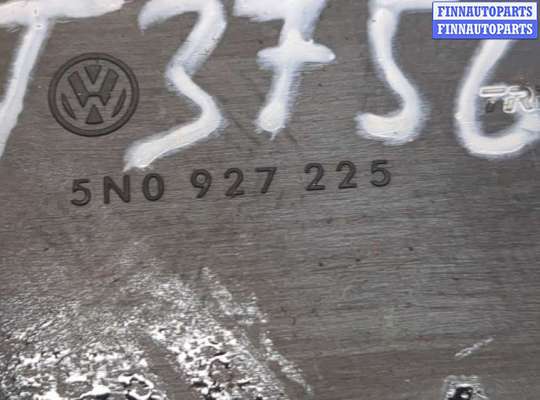 купить Кнопка стояночного тормоза (ручника) на Volkswagen Tiguan 2007-2011