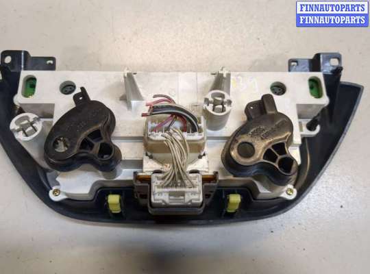 купить Переключатель отопителя (печки) на Toyota RAV 4 2000-2005