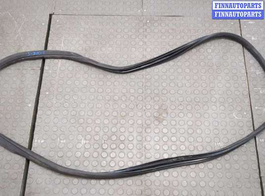 купить Уплотнитель на Mercedes ML W166 2011-2015