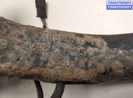 купить Ступица (кулак, цапфа) на Volkswagen Passat 5 1996-2001