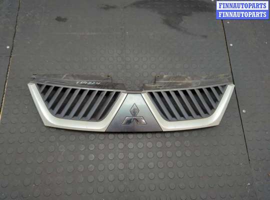 купить Решетка радиатора на Mitsubishi Outlander XL 2006-2012