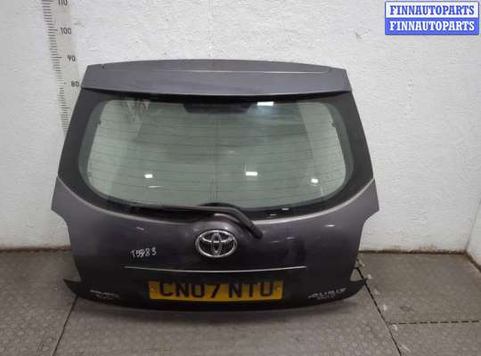 Кнопка открывания багажника с крышки TT937648 на Toyota Auris E15 2006-2012