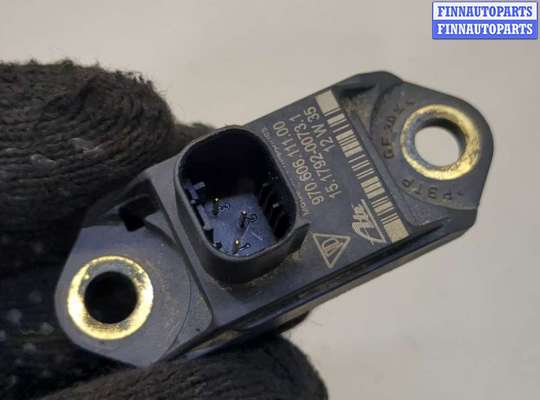 купить Датчик удара на Porsche Panamera 2009-2016