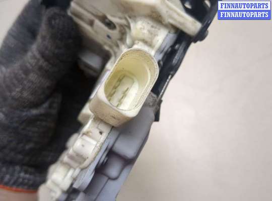 купить Замок двери на Volkswagen Touareg 2010-2014