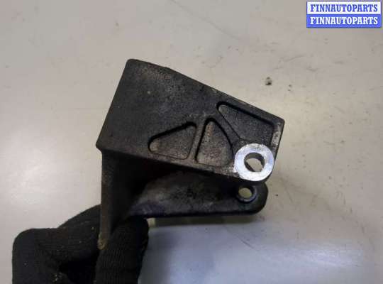 купить Кронштейн насоса гидроусилителя руля на Nissan Almera N16 2000-2006