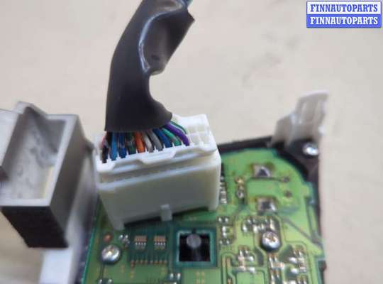 купить Панель управления магнитолой на Infiniti QX60 2013-2020